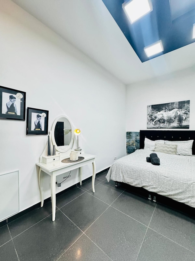 Stylish Studio Apt Near Rathausplatz