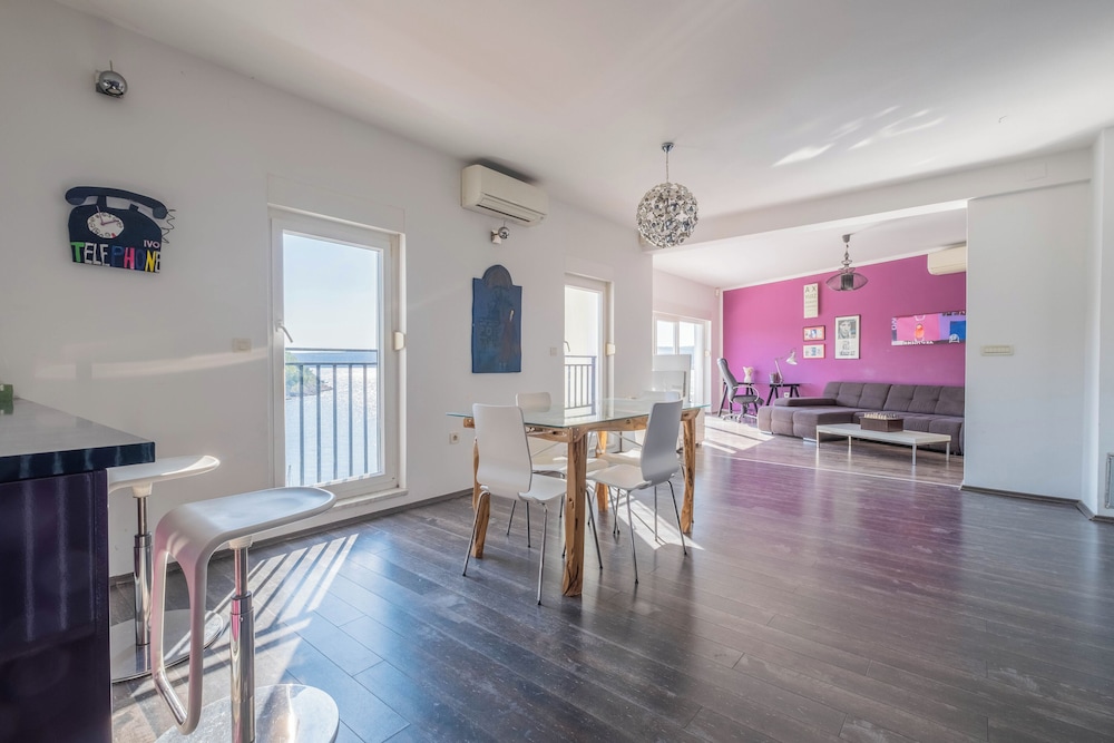 Apartment Ahel