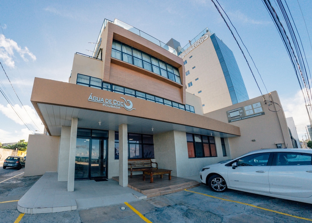 Hotel Água de Coco Pousada - Image 1