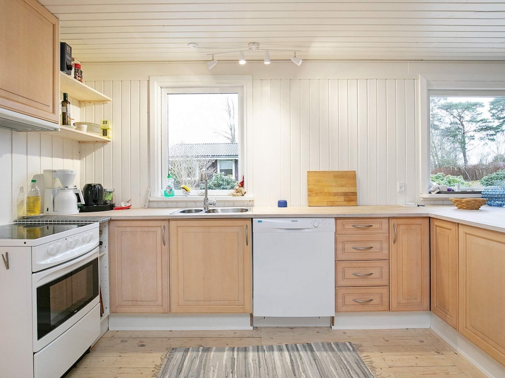 7 Person Holiday Home in Frederikshavn view 2