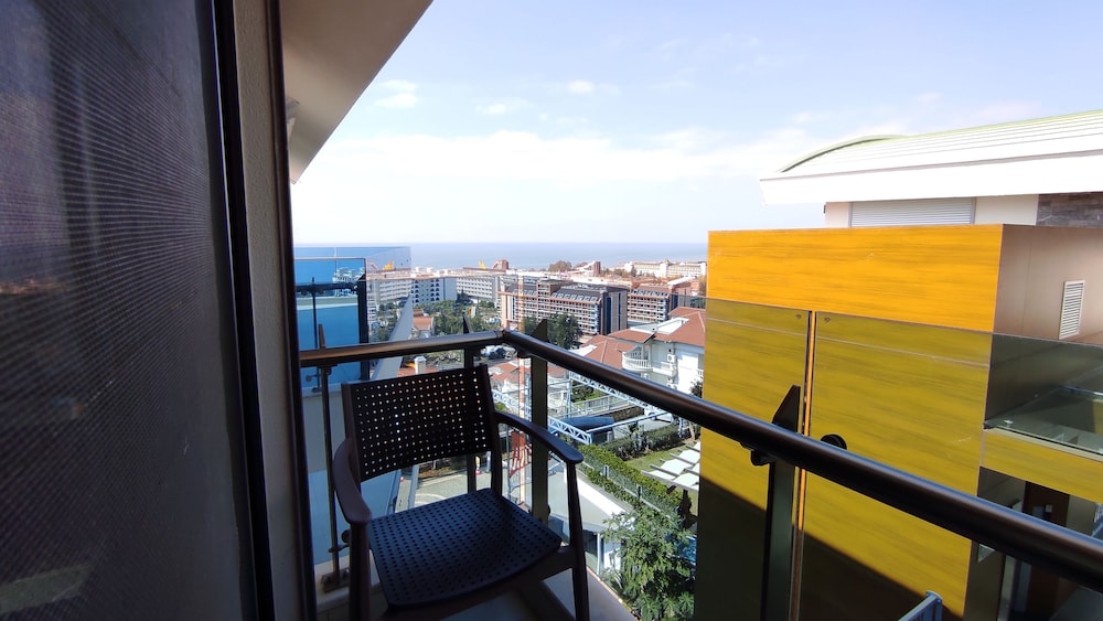 Elite Admiral Premium Residences