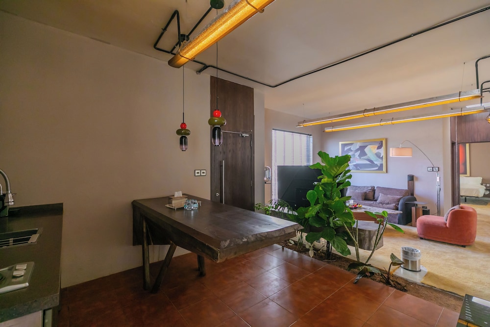 Portal Chalets With Private Pool-AlRawda