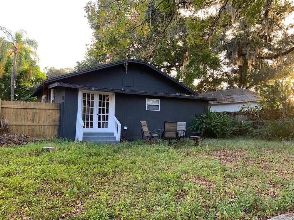 Fresh Home near Ybor city view 4