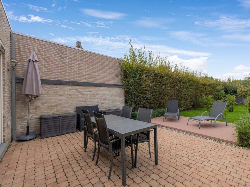 Inviting Holiday Home in Nieuwpoort With Garden