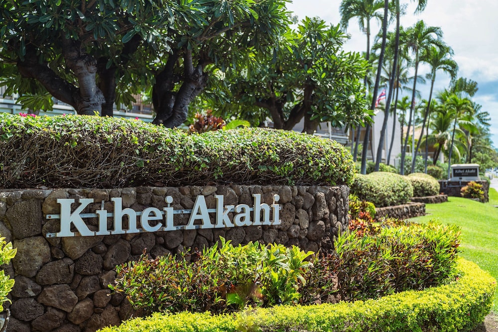 Budget Friendly - Kihei Akahi C-608, Ocean Views, Short Walk to Kamaole Beach II