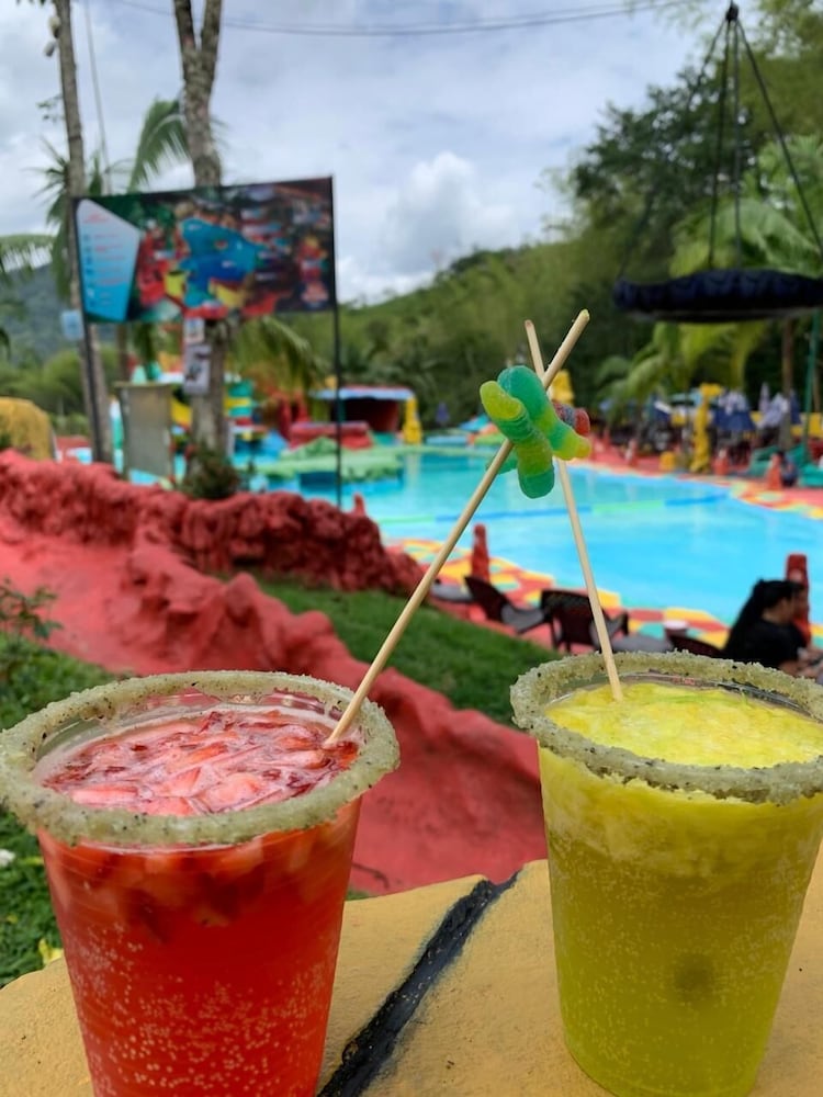 club paradise
