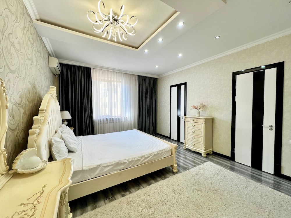 Golden house
