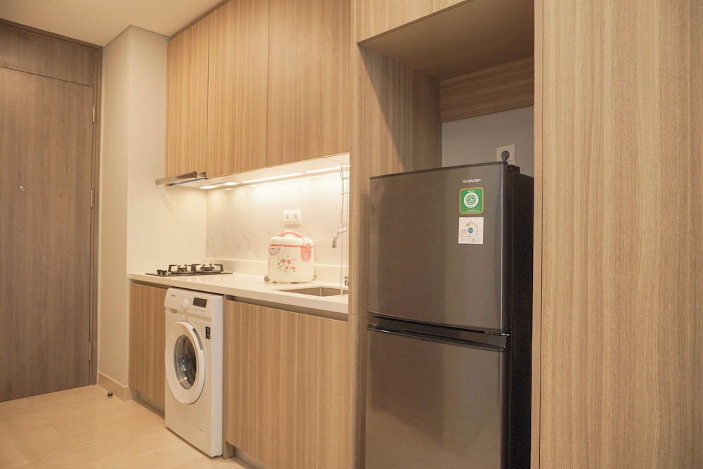 Comfort Living Apartment Studio At Arumaya Residence