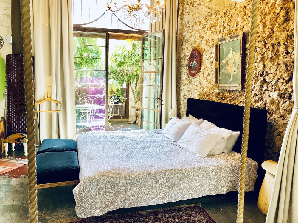 Trieste Neve Tzedek Boutique Suites