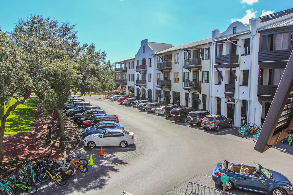 Rosemary Beach Rentals by Counts-Oakes
