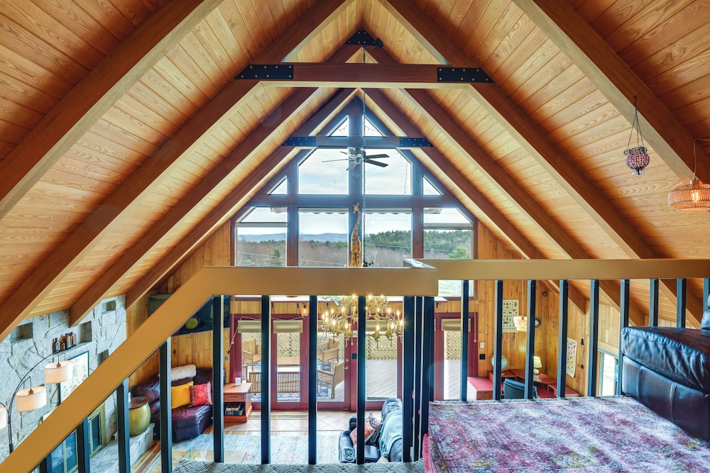 Deck, Mountain Views: Colorful Retreat in Vernon!