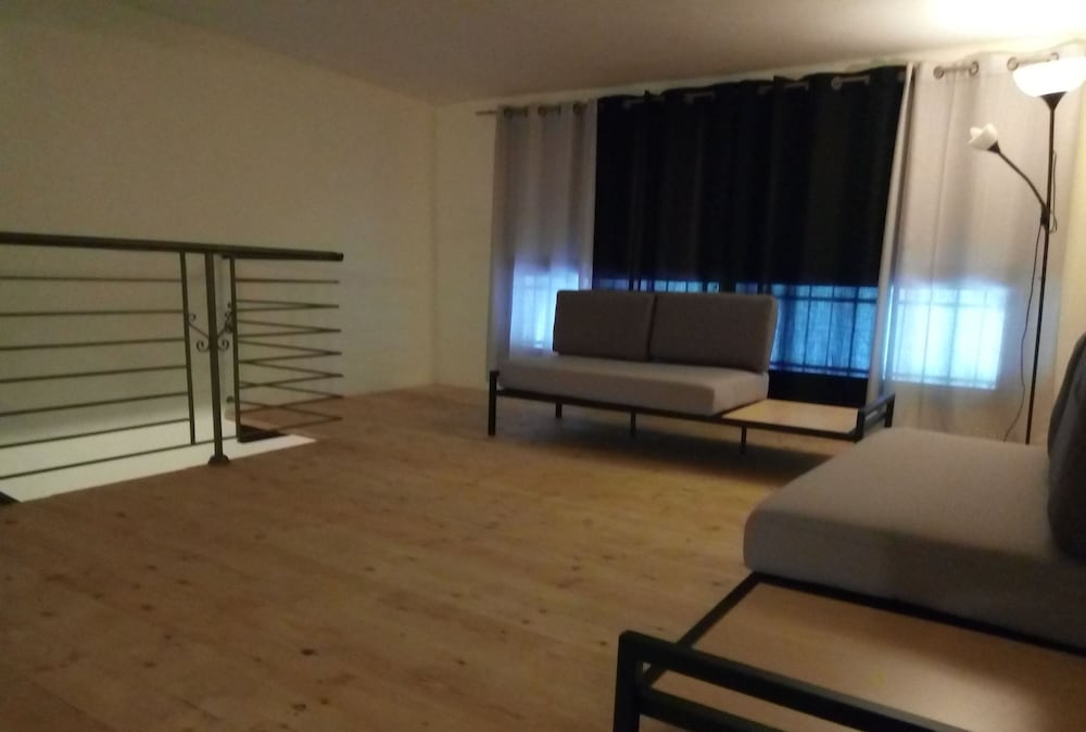 Bat Ami Suite