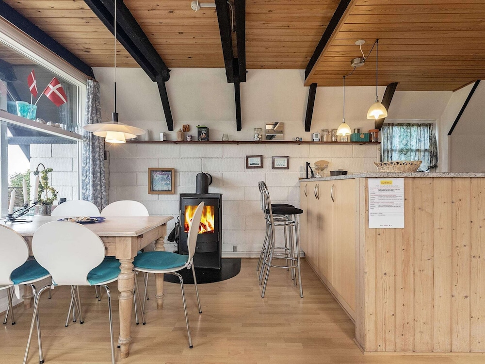 6 Person Holiday Home in Bogense