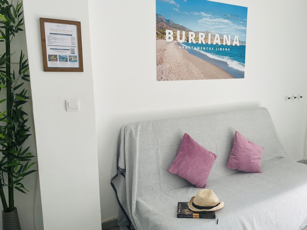Estudio Burriana Jimena by At Home Costa del Sol