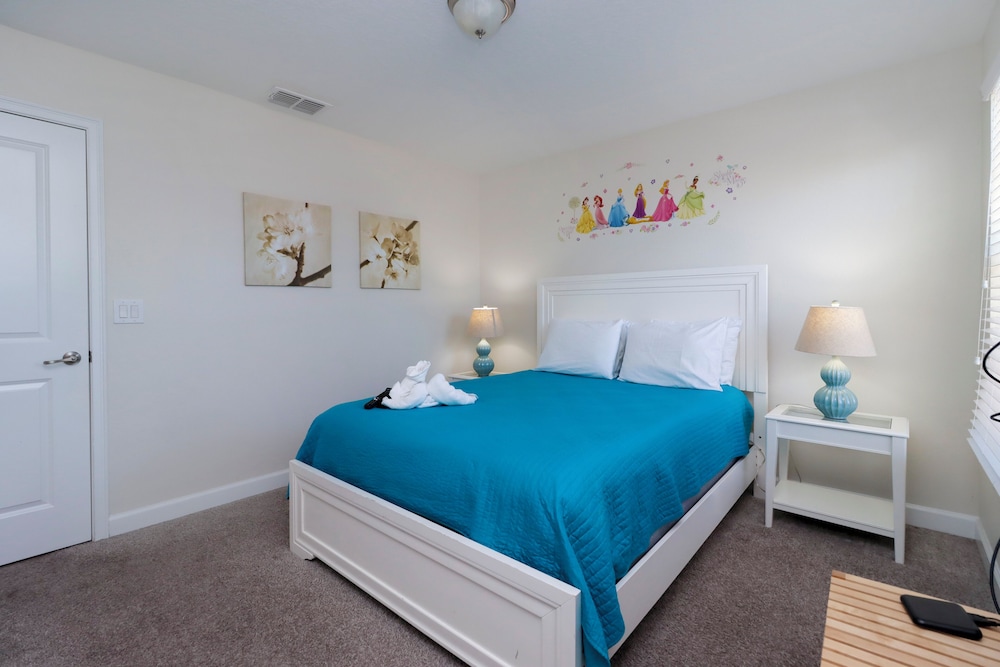 Solterra Family Vacation Home | Private Pool, Spa!