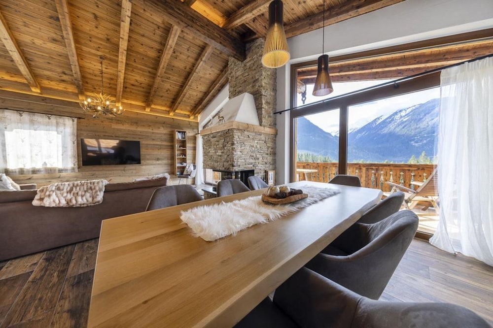 Chalet in Neukirchen 100 m ski Lift