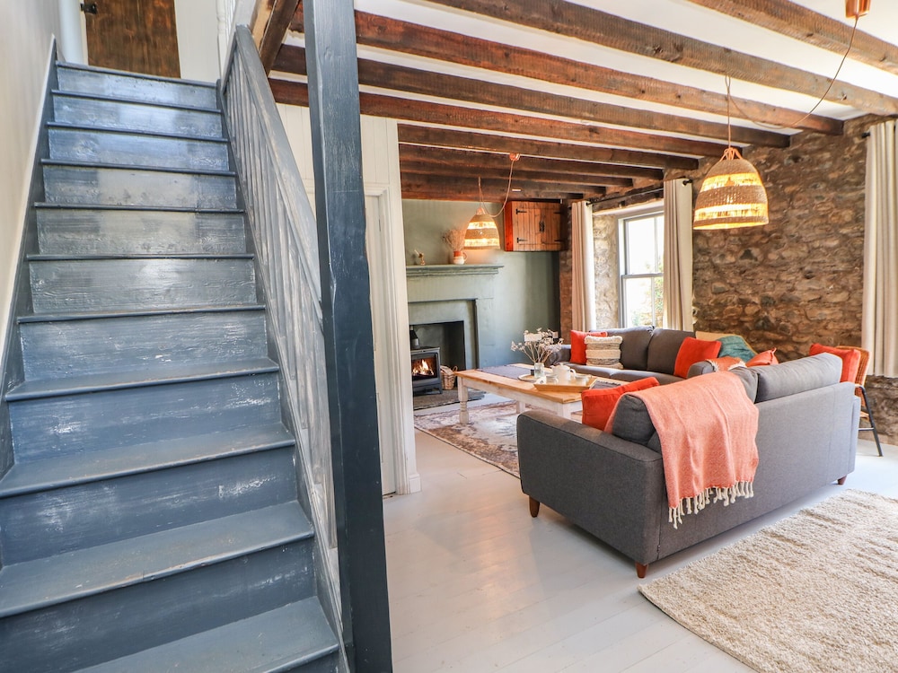 Burnt Mill Cottage