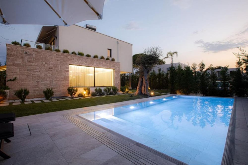 Sanpietro Vacation Villa 001