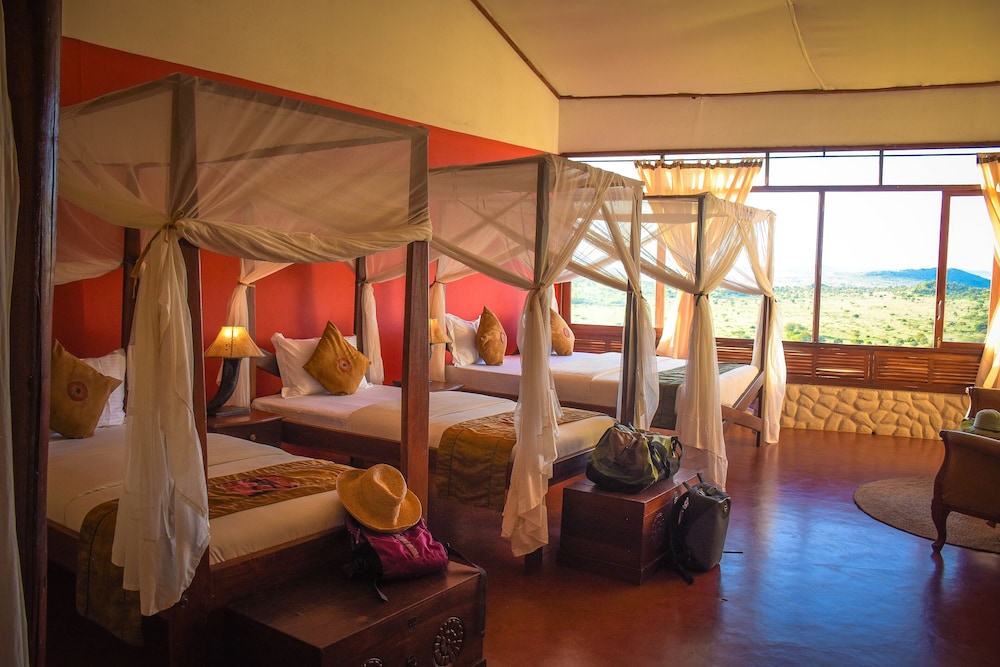 Serengeti Simba Lodge