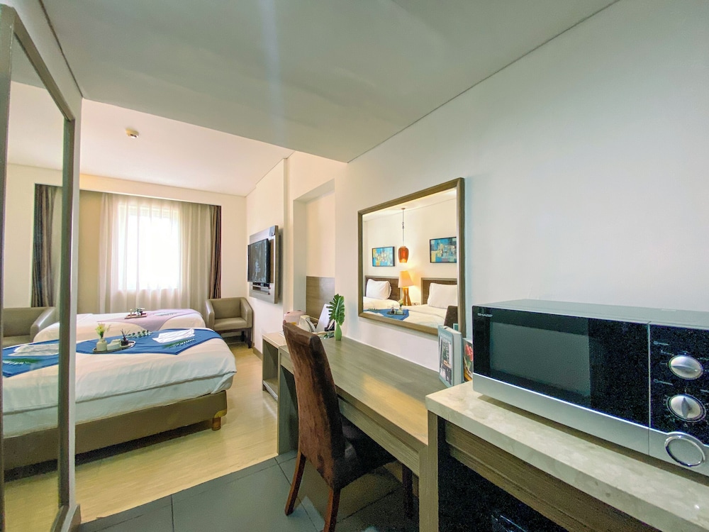 Comfortable Studio (No Kitchen) At Grand Palace Kemayoran Apartment
