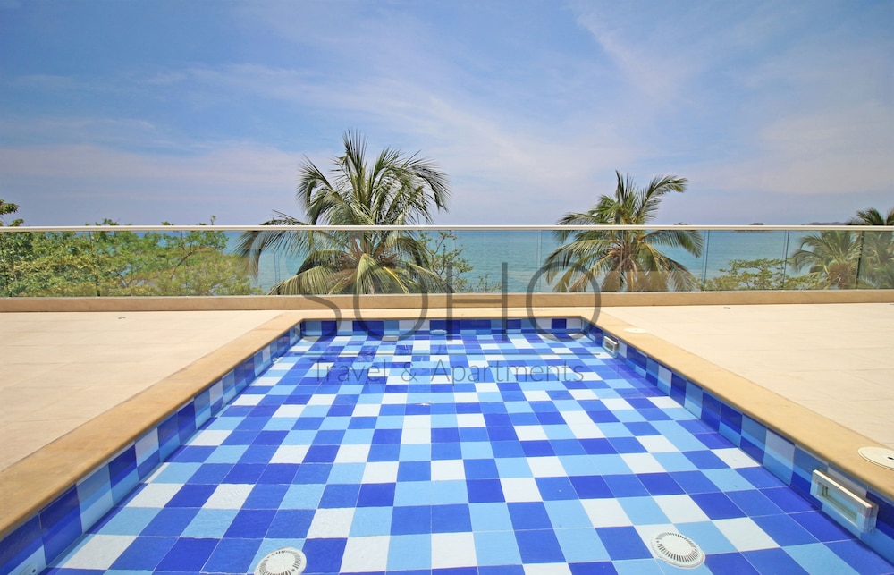 Apartamentos SOHO Elite - Frente al Mar