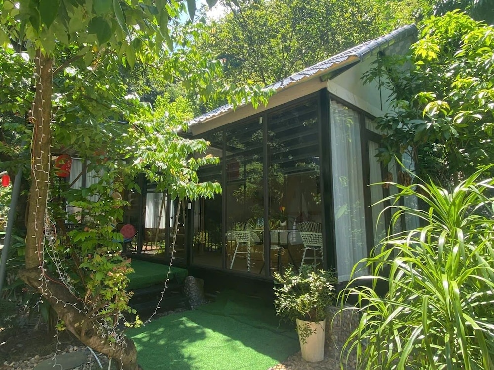 Hoang Minh Mountainside Villa