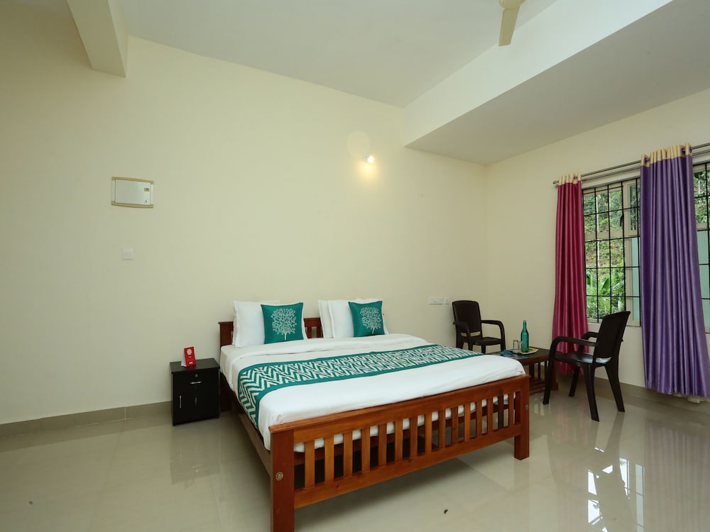 OYO 11516 Wayanad Royal Stream
