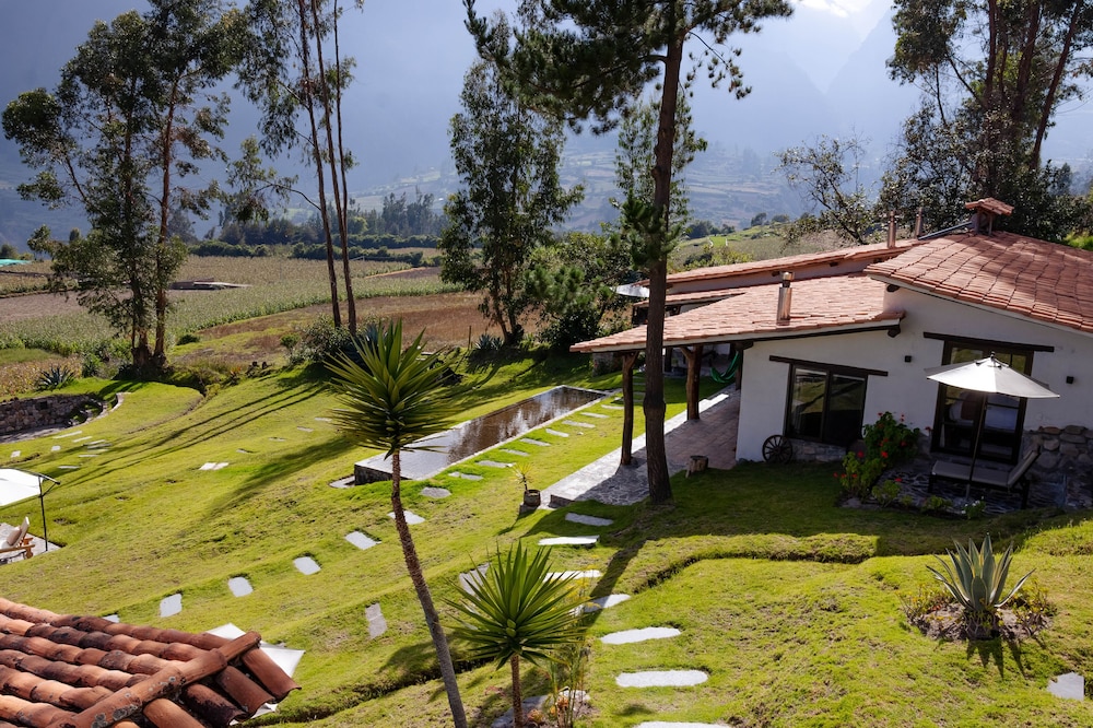 Santa Cruz Eco Lodge view 4