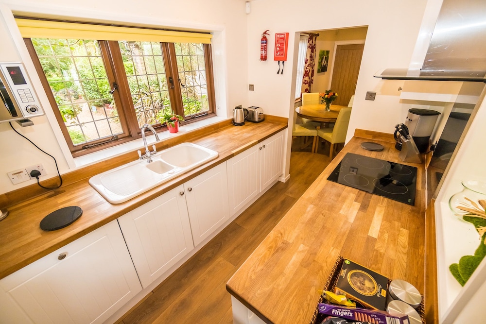 Covehurst Bay Holiday Cottages view 2
