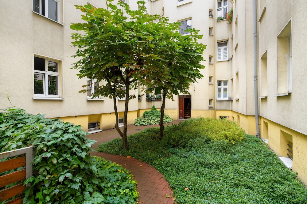 Apartment Garbary 35 by Renters view 5