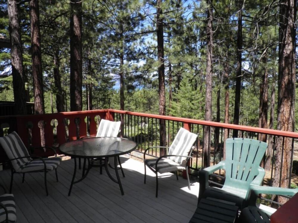 1210 Timber Lane