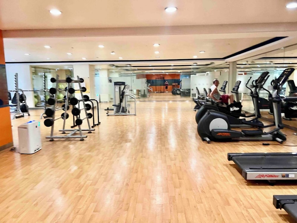 BGC Mckinley City Center Apartments