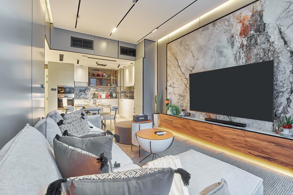 bnbme | Silverene Tower | 2 Bdr