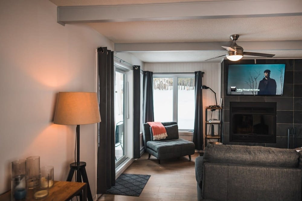 Beautiful Condo 3-eleven at Tremblant Citq 295535