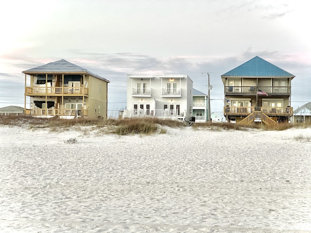 Gulf Shores Duplex Beachfront Pool -4bd