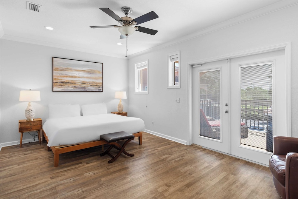 Southfields Retreat 4BR Getaway Near Laguna Beach, Carillon & Pier Park