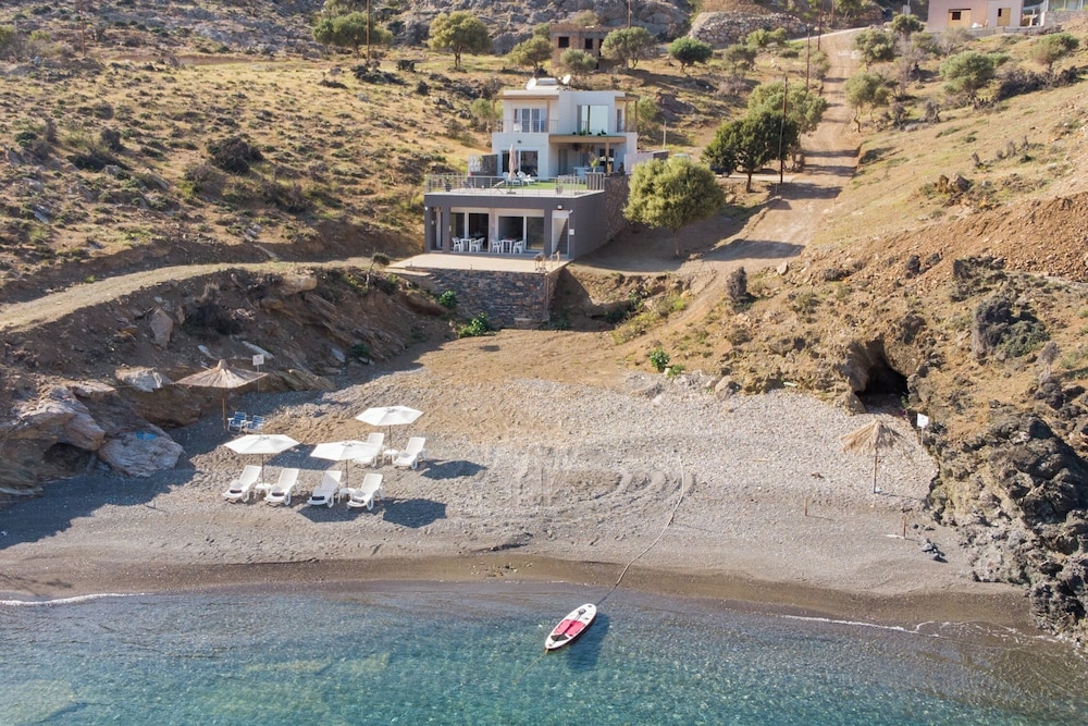 Beachfront Villa Kyma. Your own paradise