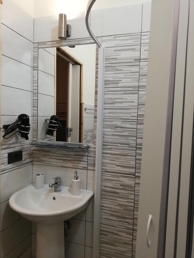 Stella & Luna photo 3