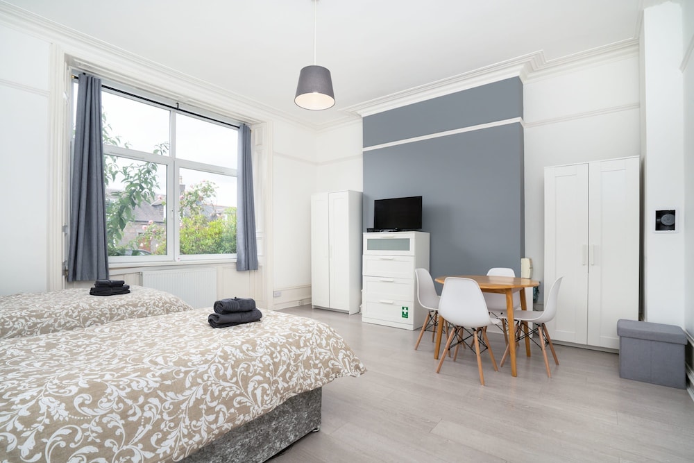 Cosy Fully Equipped Studio 1 Close to University