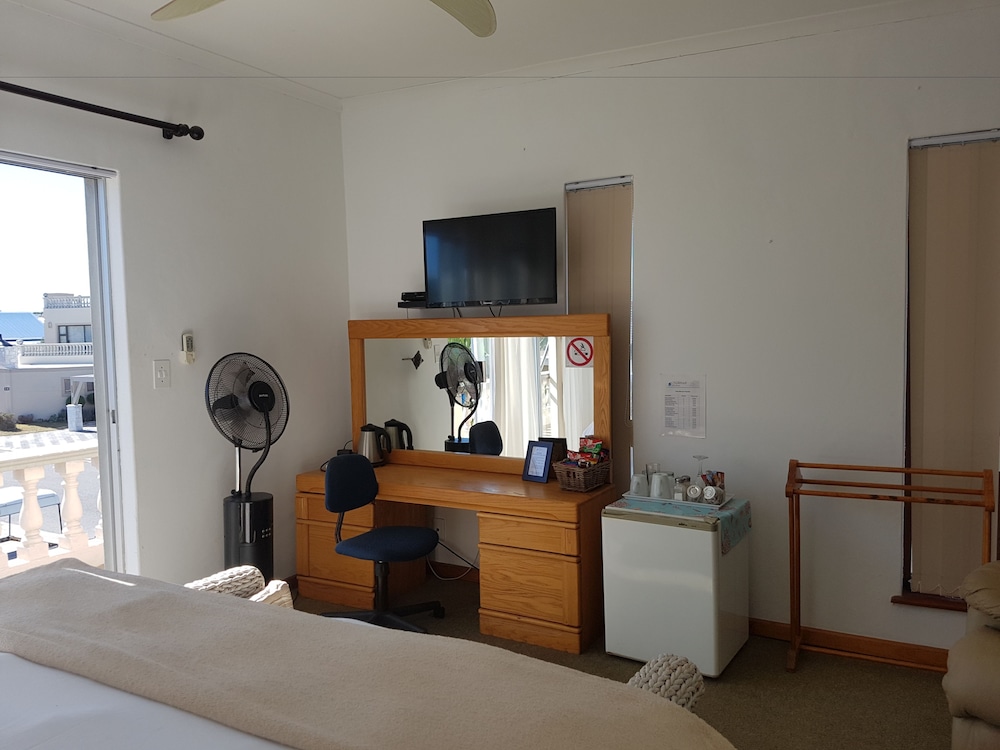 Melkbosch Guesthouse
