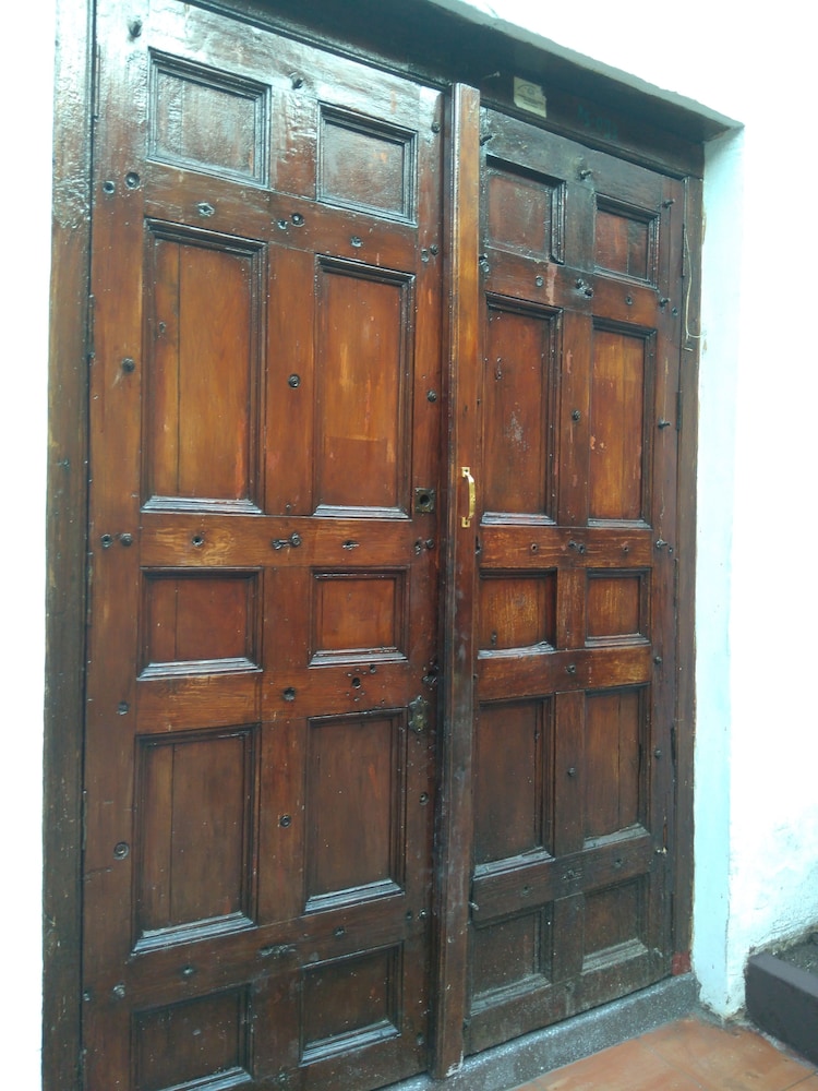 zLife Hostel