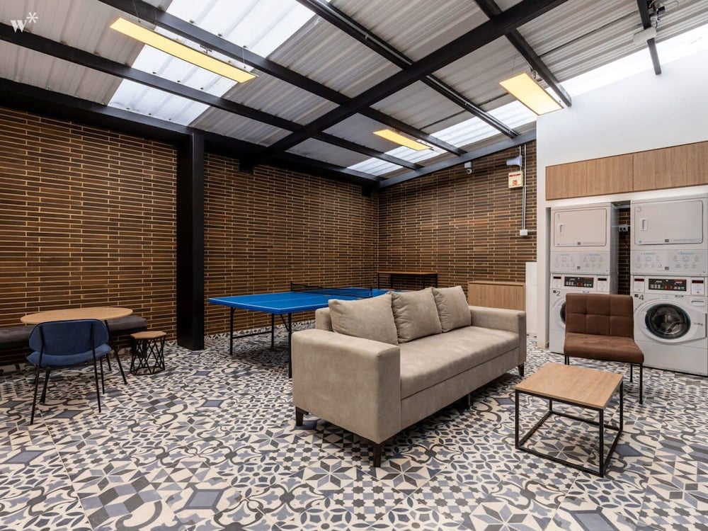w Marvelous 2BR in Parque Virrey