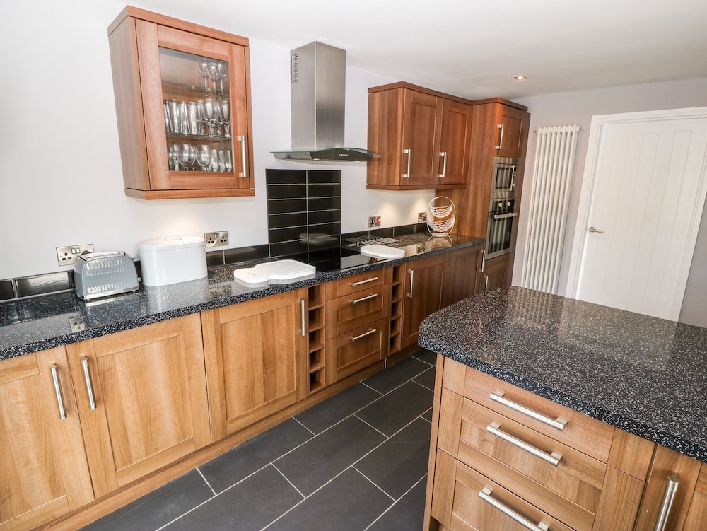 Felin Cottage