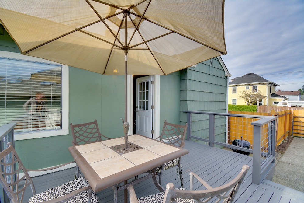 Cozy Tacoma Home: Close to Beaches & Boating! view 5