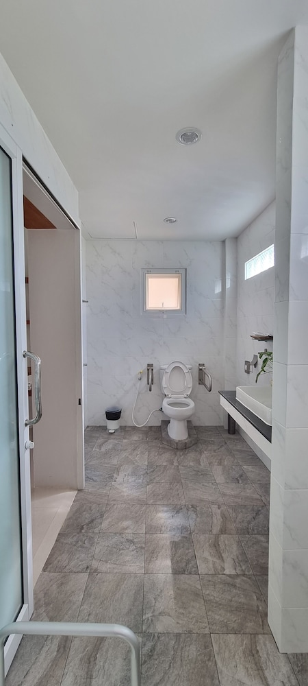 Chang Noi wheelchair accessible resort