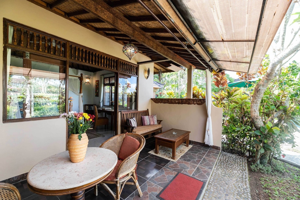 Devi's Place