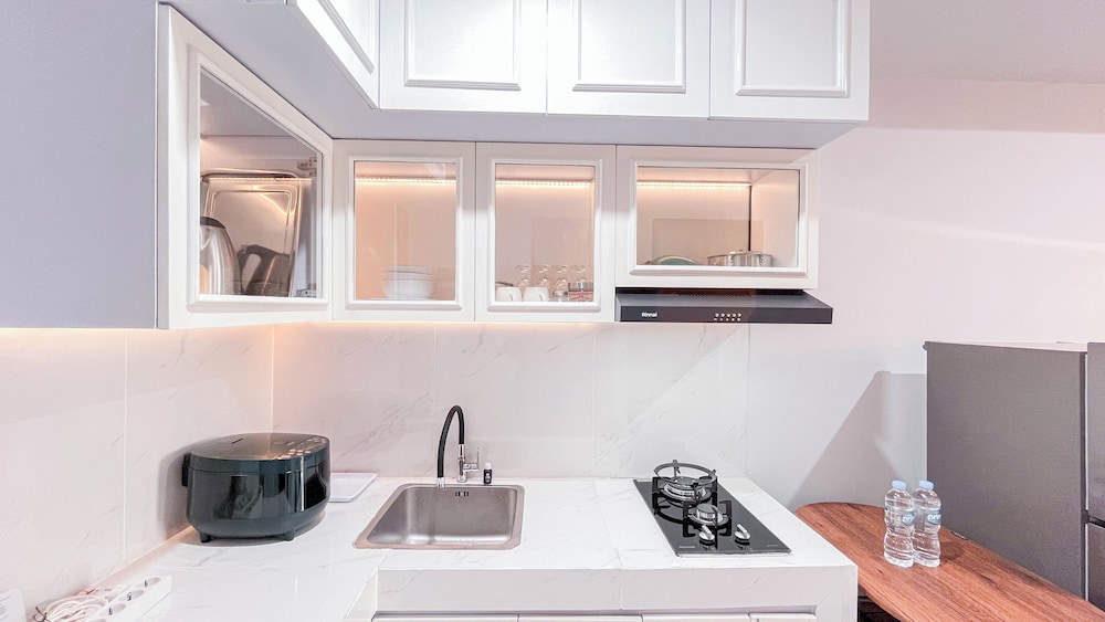 The Simply Look 1Br Apartment At Delft Ciputra Makassar