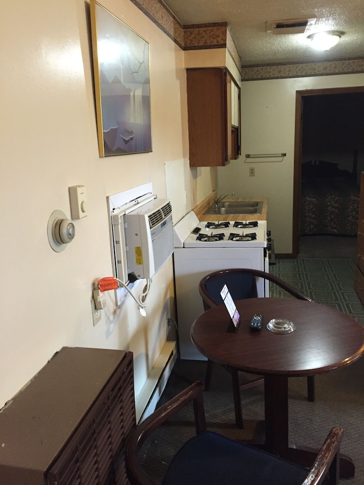 Double A Motel