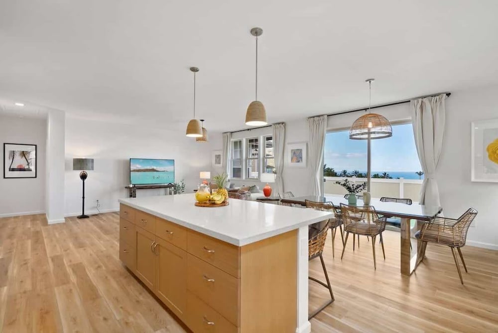 @ Marbella Lane - Serene & Lovely MT + Ocean Views