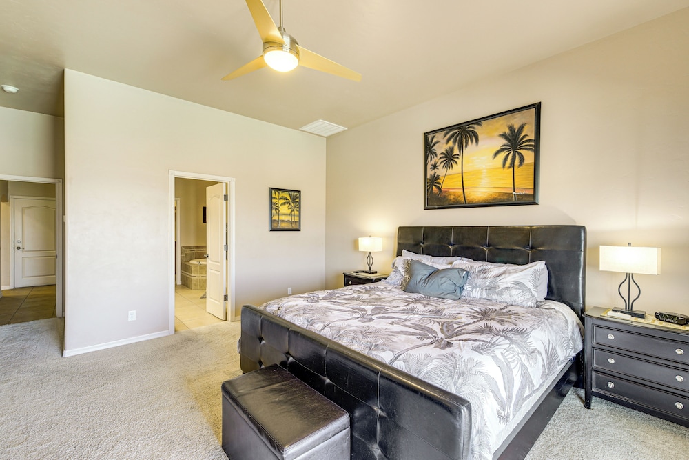 Lake View & Games: Spacious Oasis in Lake Havasu!